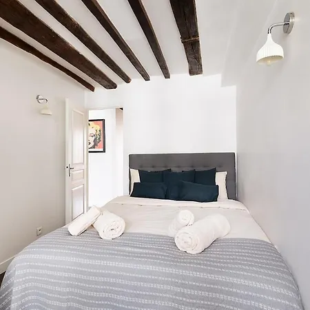 Chic 2br Near Madeleine & Concorde Apartment