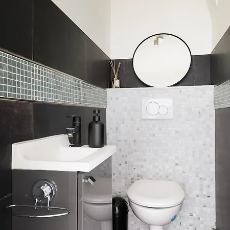Chic 2br Near Madeleine & Concorde Apartment *